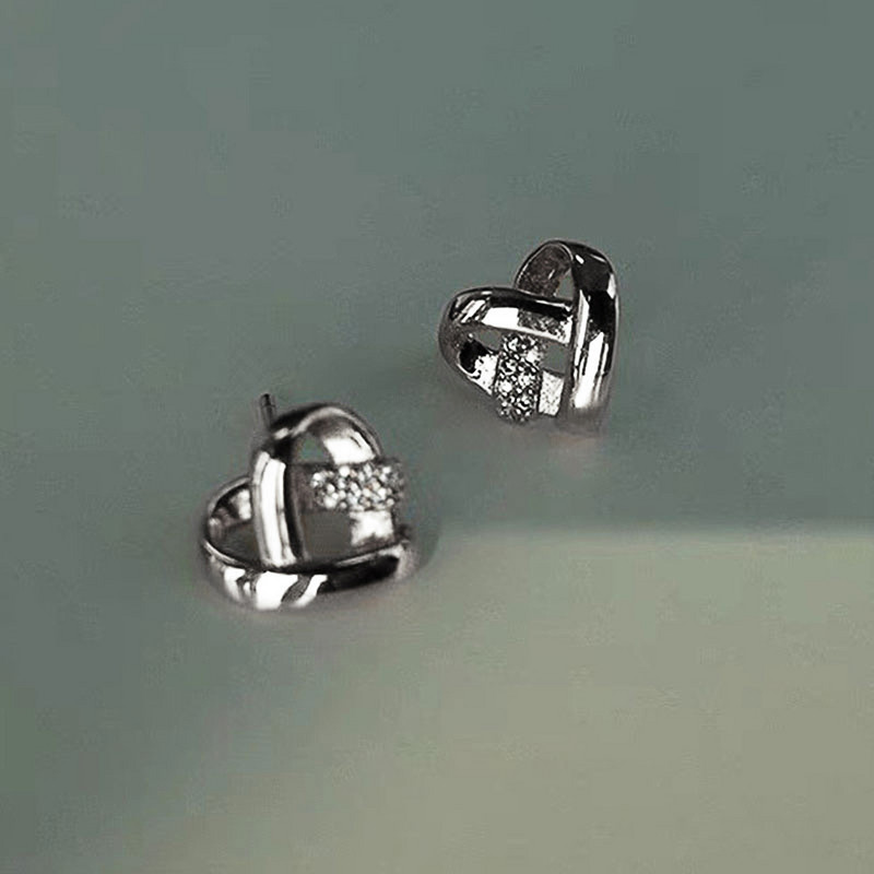 Cercei Huitan Eternity Love Piercing pentru ureche, culoare argintie/culoare aurie, cercei cu inimă de modă pentru femei, bijuterii de nuntă șic