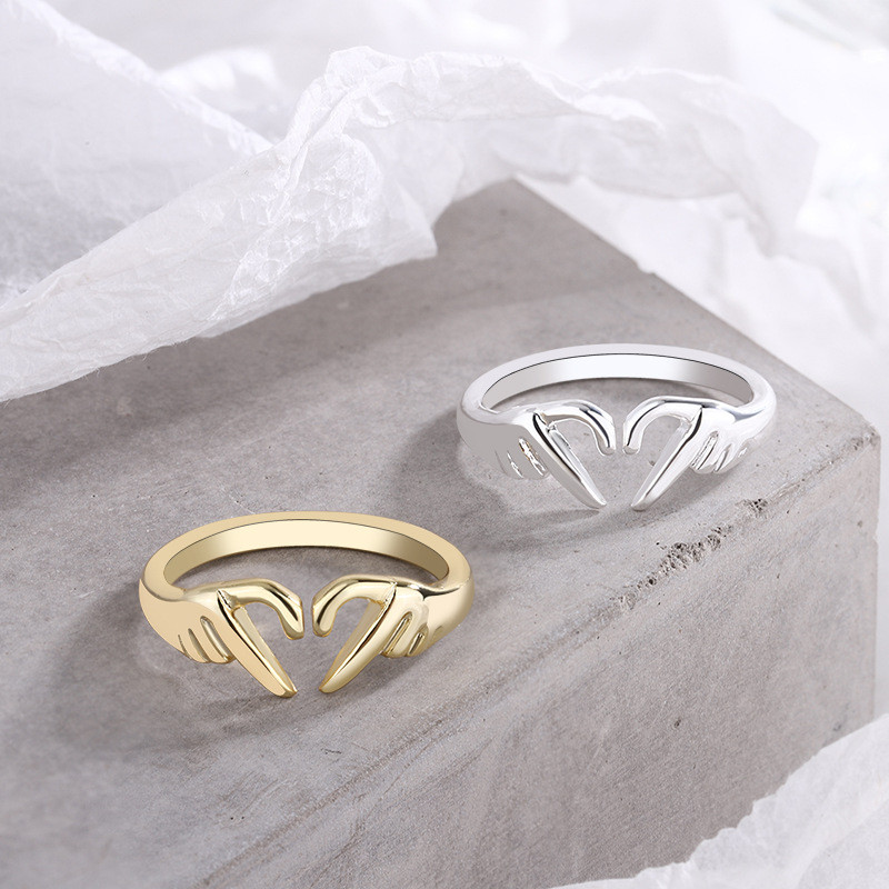 Romantikus szívvel ölelő divatgyűrű nőknek pár ékszer Ezüst színű punk gesztus esküvői férfi ujjak kiegészítők ajándékok