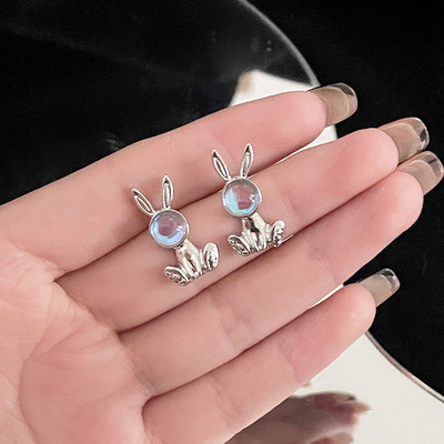 Εξαιρετική μόδα κρυστάλλινο σκουλαρίκι γάτα με καρφιά ασημί χρώμα Γυναικεία σκουλαρίκια μαργαρίτα γοτθικά αξεσουάρ Χαριτωμένο κορίτσι κοσμήματα για πάρτι γενεθλίων