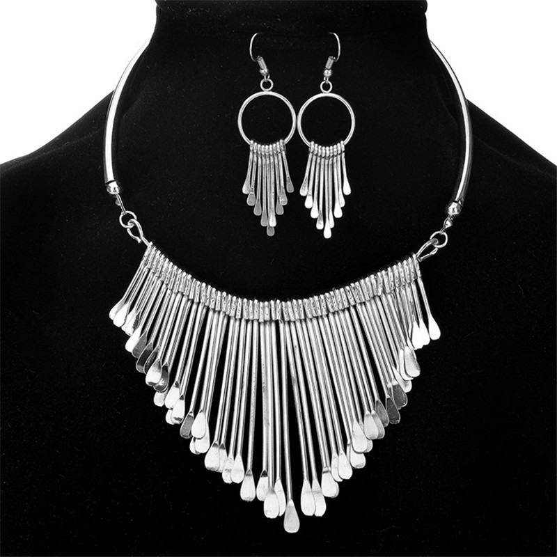 Ahmed Bijuterii Geometrie Moda Metal Ciucuri Set de bijuterii Colier Cercei Pentru Femeie Nou Boho Maxi Colier Colier FEROD