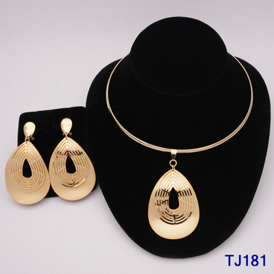 Mados Nigerijos moters vestuvės afrikietiškų karoliukų papuošalų rinkinys aukso spalvos mada Dubajaus aukso spalvos vestuvinė dovana