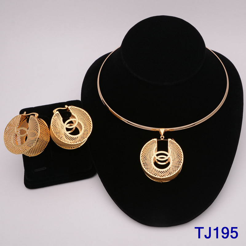 Mados Nigerijos moters vestuvės afrikietiškų karoliukų papuošalų rinkinys aukso spalvos mada Dubajaus aukso spalvos vestuvinė dovana