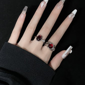 Szabálytalan gyűrűk kővel Esztétikus lány üreges vörös kő gyűrűk nőknek Y2K virágbimbós nyitott gyűrű Vintage ékszer kiegészítők