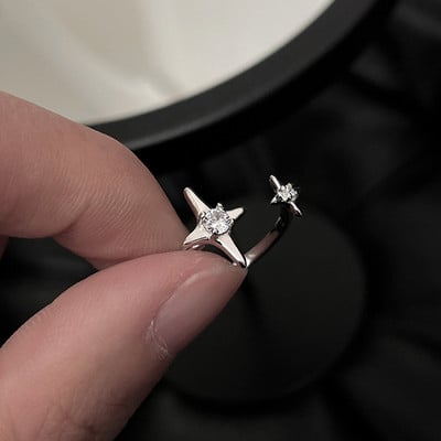 Novo korejsko prstenje sa zvijezdama u obliku križa za žene Otvoreni prsten sa sjajnim cirkonskim zvijezdama s kićankama Jednostavni prstenovi sa vještačkim kamenčićima Prstenje Dodaci Nakit