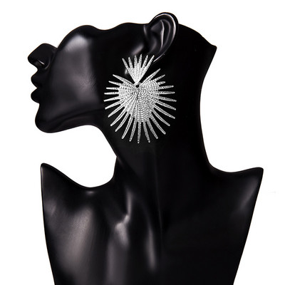 Punk Exagerare Cercei mari de lux pentru femei Cercei de designer de inimă unici de epocă 2022 Cercei de picătură cadou de modă