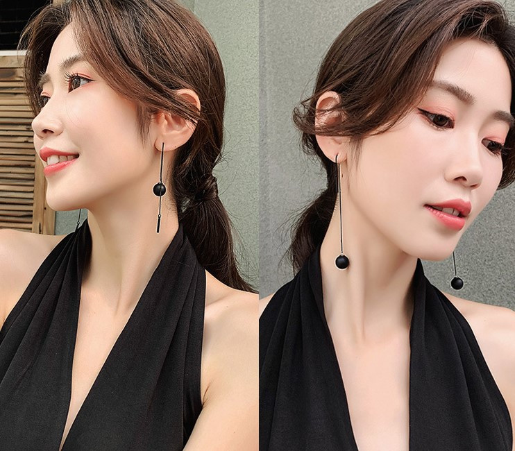 Nou 2022 ciucuri lungi Joker negru contractat cercei cu bile de metal pentru femei temperament nunți bijuterii cadou