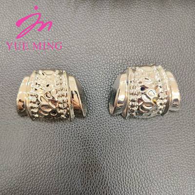 Seturi de bijuterii de culoare aurie pentru femei Colier de cercei Dubai Nigeria Bratara de cupru Inele Cadouri de nunta de nunta Purta zilnica