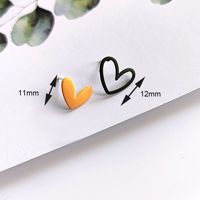 Trend aszimmetrikus üreges szívű fülbevaló nőknek gyönyörű lány aranyos parti ékszer Koreai sárga kék édes fülbevaló B-47