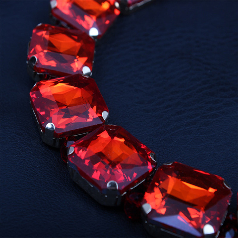 Boho geometrické červené krištáľové svadobné šperky sady pre ženy výrazné drahokamy zlatá farba kľúčna kľúčka luxusné šperky