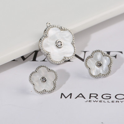 Zlrcon Flowers Flve Leaf Petale Femei Lovely Sweet Fashlon Bijuterii Set 2pc Pandantiv Colier Cercei Brldal Glfts Hlgh Quallty