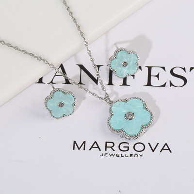 Zlrcon Flowers Flve Leaf Petale Femei Lovely Sweet Fashlon Bijuterii Set 2pc Pandantiv Colier Cercei Brldal Glfts Hlgh Quallty