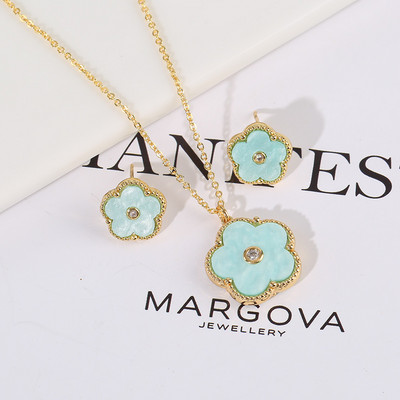 Zlrcon Flowers Flve Leaf Petale Femei Lovely Sweet Fashlon Bijuterii Set 2pc Pandantiv Colier Cercei Brldal Glfts Hlgh Quallty