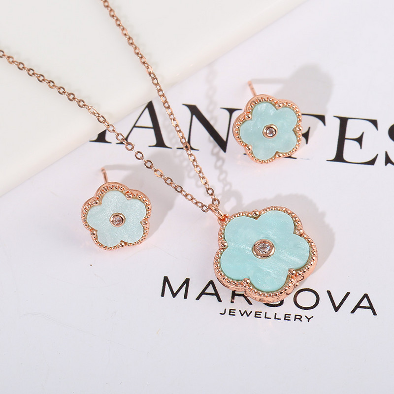 Zlrcon Flowers Flve Leaf Petale Femei Lovely Sweet Fashlon Bijuterii Set 2pc Pandantiv Colier Cercei Brldal Glfts Hlgh Quallty