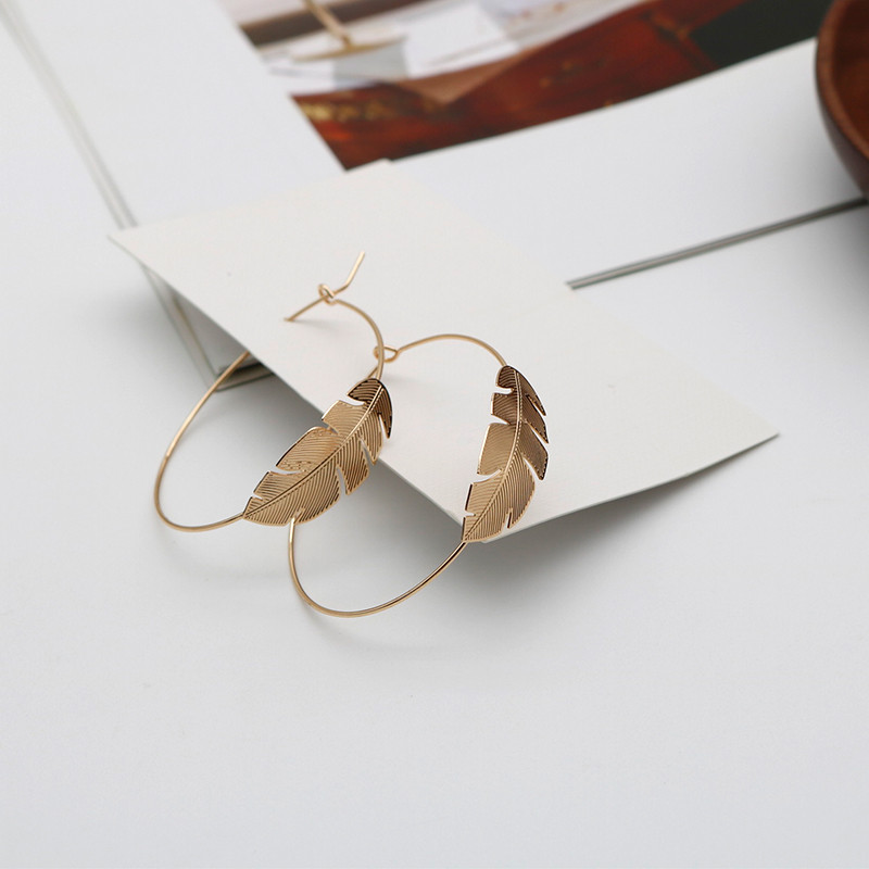 Kruhové náušnice, náušnice s listami, medené listy, šperky, puzetové náušnice, nový štýl, trendy, mosadzná spona, kruhový prvok pre ženy 202177