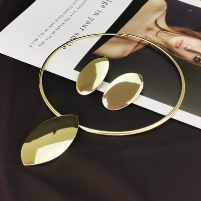 Veľké kovové prívesky Torques Choker náhrdelníky sady s náušnicami zlatá farba módne šperky sada pre ženy doplnky Afrika MANILAI