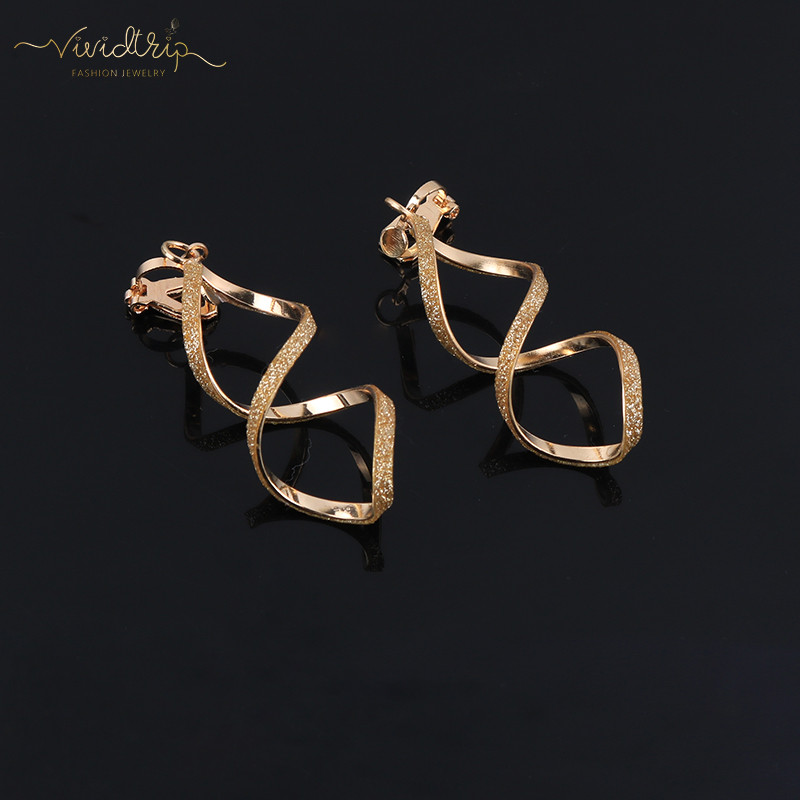 4-farebné geometrické nepravidelné kovové vlnové vzory trblietavé klipy na náušnice bez piercingu pre ženy minimalizmus klipy do uší módne šperky