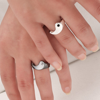 2Pcs Creative Yin Yang Gossip Ring Simple Metal Drop Oil Tai Chi Chifted Rings Set for Women Men двойка Най-добър приятел Бижута Подарък