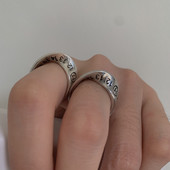 Nový kreatívny Mobiusov prsteň, starý skrútený dizajn, zmyslový prsteň s gravírovaným číslom pre ženy a dievčatá, prívesok, šperky, doplnok.