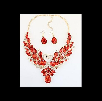 Zlatý náhrdelník s imitáciou labute, sada šperkov, krátky náhrdelník z vysoko kvalitných zliatinových šperkov pre ženy.