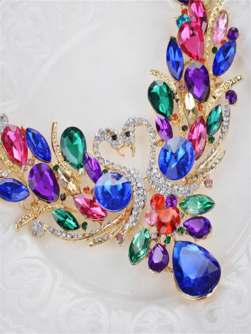 Zlatý náhrdelník s imitáciou labute, sada šperkov, krátky náhrdelník z vysoko kvalitných zliatinových šperkov pre ženy.