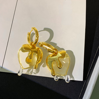 Bilandi Bijuterii moderne Cercei geometrici cu inimă roșie Stil cool Cercei cerc din metal de alamă de înaltă calitate pentru femei Cadouri de petrecere