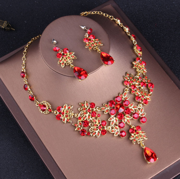 Baroc Vintage de culoare auriu Cristal roșu Seturi de bijuterii de mireasă Tiare cu stras Coroana Choker Colier Cercei Accesorii de nuntă