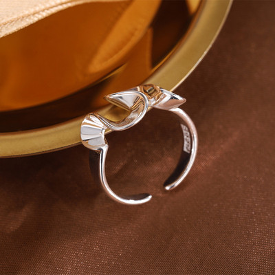 „Ropuhov“, 2021 m., nauja sidabrinė adata, korėjietiška moteris, netaisyklingo bangavimo raštas, žiedas „Fashion Ins Wind Opening Jewelry“ – didmeninė prekyba