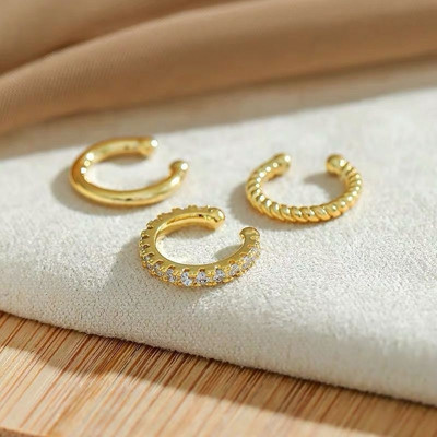 Rock Vintage cirkonski zvjezdani lanac s kićankama Naušnice za žene Unisex Minimalistički lažni piercing Manžeta za uši Nakit Pokloni