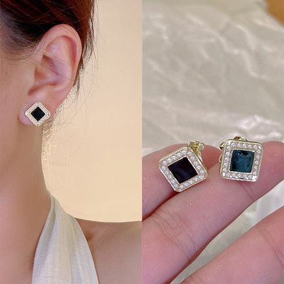 Novi nakit za žene 2022. Trendovska moda Visokokvalitetne štipaljke za uši Luksuzne i svestrane slatke naušnice Elegantne naušnice s kopčama