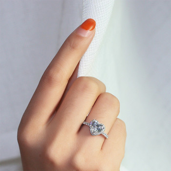 Γυναικείο δαχτυλίδι καρδιάς σε ασημί χρώμα πολυτελείας Κοσμήματα αρραβώνων Δαχτυλίδι γάμου με μεταλλικές ένθετες λευκές πέτρες ζιργκόν