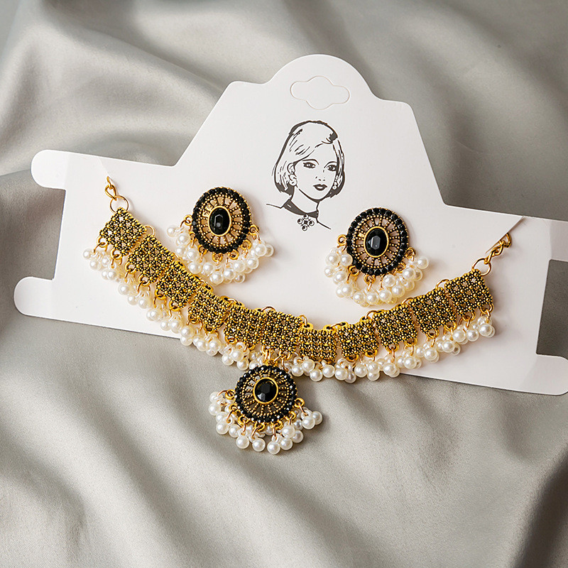 Seturi de bijuterii de mireasă de cristal retro de lux pentru femei etnice indiene placate cu aur Colier de nuntă Seturi de cercei Cadou de Ziua Îndrăgostiților