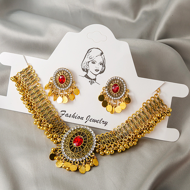 Seturi de bijuterii de mireasă de cristal retro de lux pentru femei etnice indiene placate cu aur Colier de nuntă Seturi de cercei Cadou de Ziua Îndrăgostiților