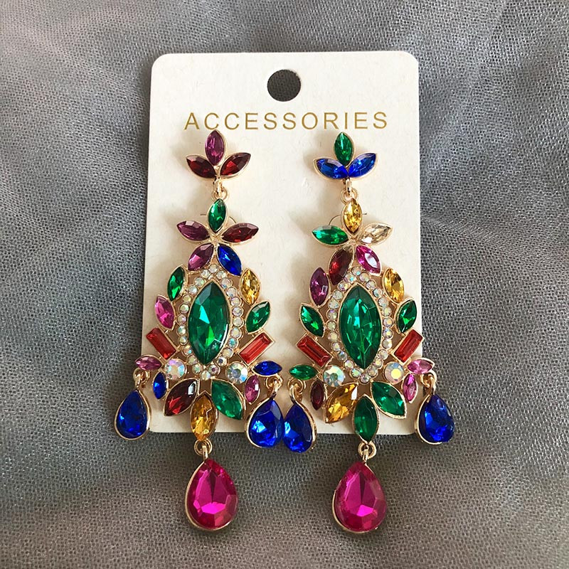 Comerț cu ridicata JUJIA Cercei cu picătură eleganti de epocă pentru femei Cercei lucrați manual cu cristal de lux agățați Bijuterii Cadouri cu ridicata