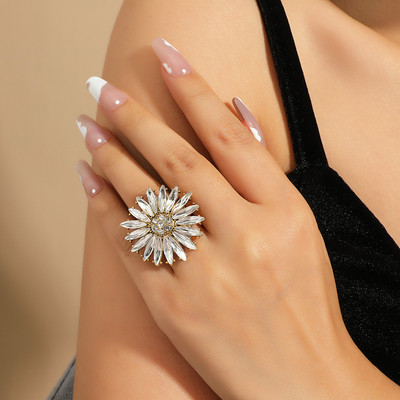 Elegant Alb Perla Cristal Floare Femei Inel Bijuterii Accesorii Lux Mare Floare Coreeană Zircon Inel de logodnă Cadou de petrecere