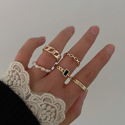 Set de inele cu val de inimă cu fluture roz Boho pentru femei Inele de degete cu strasuri din metal de epocă de culoare aurie 8 buc/set Bijuterii de petrecere Cadouri