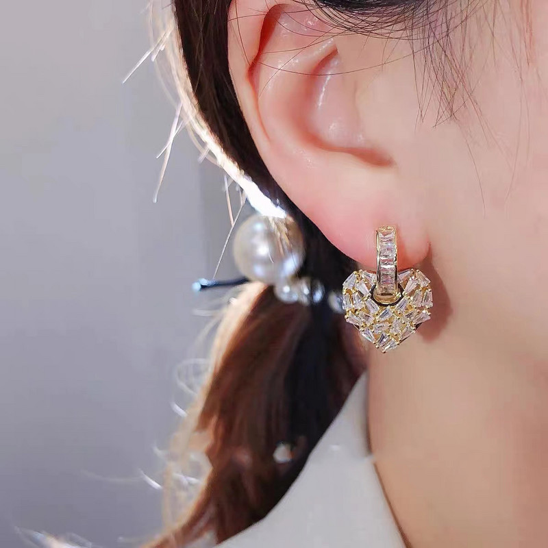 2022 Metodă de purtare multiplă Cercei cu pandantiv cu inimă de piersică cu incrustație de zircon de lux Bijuterii coreene pentru femei Accesorii de modă de petrecere