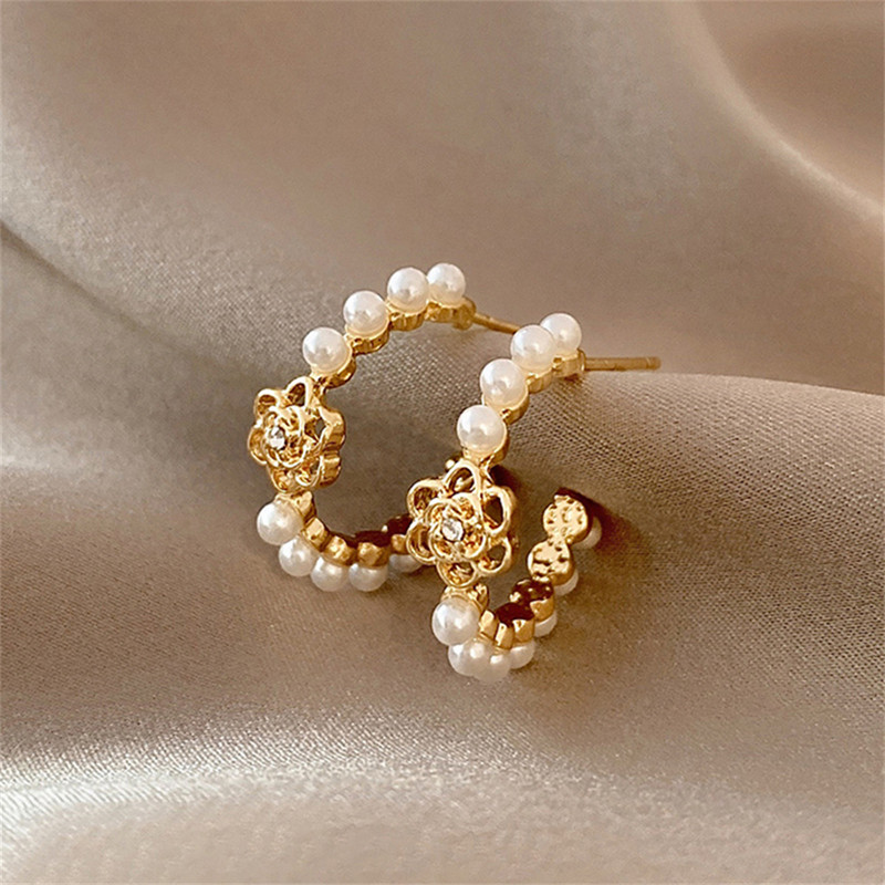 Koreai virágutánzat gyöngy utánzat karika fülbevaló nőknek világos luxus arany színű Statement fülbevaló parti ékszer Ajándékok