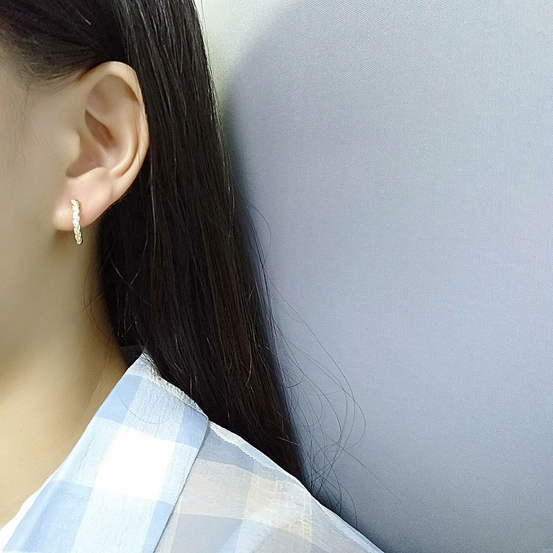 QMCOCO ezüst színű, geometrikus csavart cirkon fülbevaló nőnek nyár divatos divat könnyű luxus ékszer pár ajándék