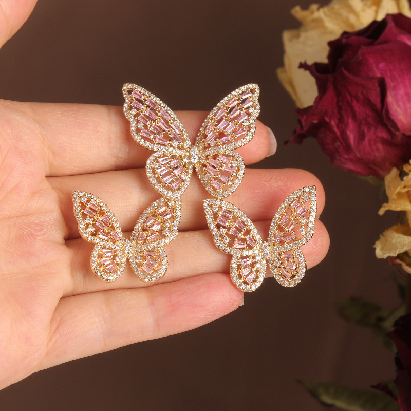 2020 m. karštai parduodami Korėjos madingi papuošalai Išskirtinio vario inkrustuota cirkonio juoda išmanusis drugelis moteriškas auskarų komplektas atviras žiedas