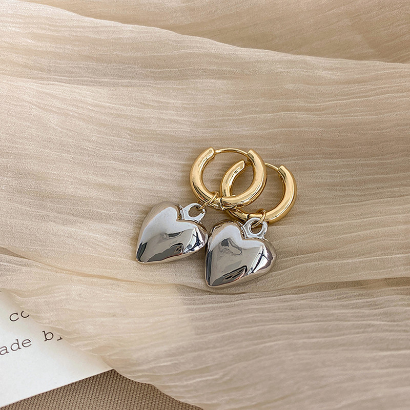 Új, 2021-es arany ezüst színű fülbevaló nőknek vegyes tömör szívű medálos karika fülbevaló utcai stílusú koreai divatékszer