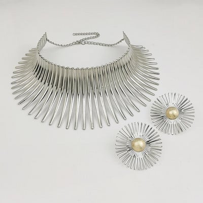 Africa coliere Set de bijuterii de culoare aurie metal mare cuplu exagerat Choker colier Set de cercei bijuterii Steampunk african 2022