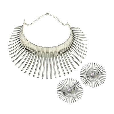 Africa coliere Set de bijuterii de culoare aurie metal mare cuplu exagerat Choker colier Set de cercei bijuterii Steampunk african 2022