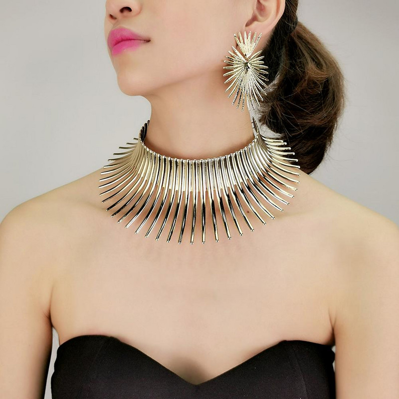 Africa coliere Set de bijuterii de culoare aurie metal mare cuplu exagerat Choker colier Set de cercei bijuterii Steampunk african 2022