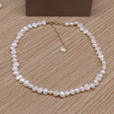 Korea Hot Selling divatékszerek Természetes, szabálytalan édesvízi gyöngy karkötő nyaklánc női parti kiegészítőkkel