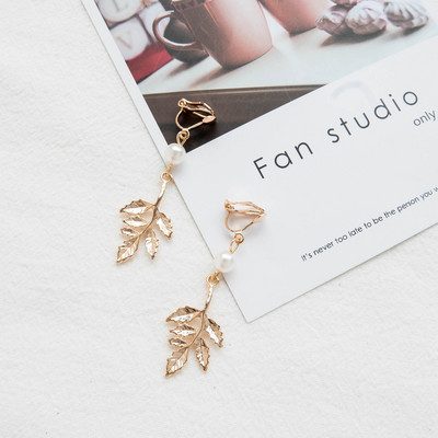 Több stílusú kollekció Ékszer Koreai Kreatív Személyiség Geometrikus Levelek Kapcsos Fülbevaló Divat Lány Női Kiegészítők