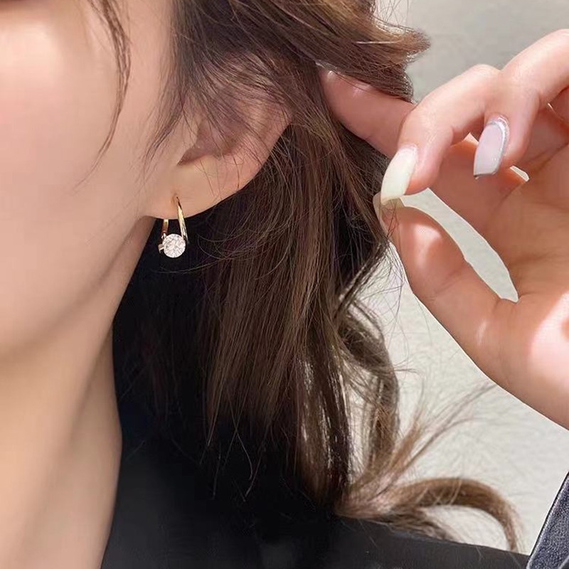 Cercei din metal cu zirconiu strălucitor francez, bijuterii de modă coreeană, design pentru fete de Halloween, senzație de design, accesoriu neobișnuit pentru femei 2021