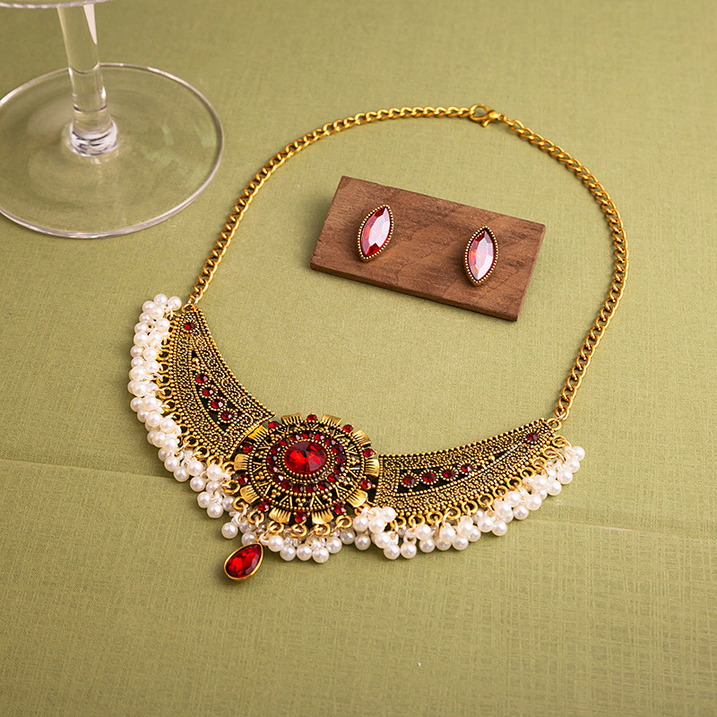 Set de bijuterii de nuntă de cristal elegant de lux pentru femei, vintage, cercei cu picătură de apă, set de colier de culoare aurie indiană, cadou de mireasă