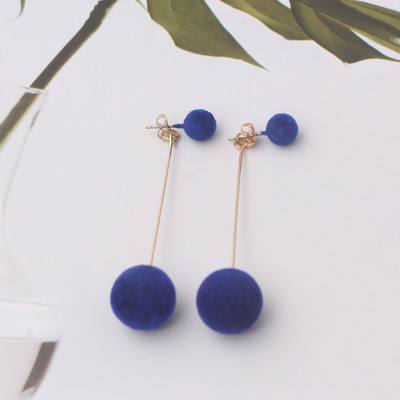 Módne červené čierne plyšové guľôčkové náušnice pre ženy, kórejské zamatové okrúhle dlhé strapcové visiace náušnice, šperky