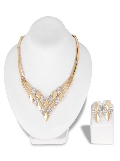 Különféle divatos eltúlzott menyasszonyi nyaklánc fülbevaló ékszer szett Aranyozott ékszer kiegészítők