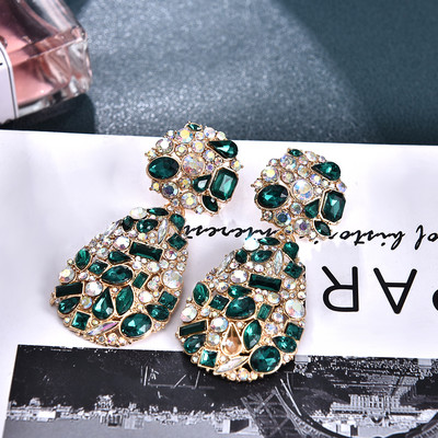 Cercei Ztech Za, culoare verde, cristal/stras, cercei lungi cu pandantiv geometric, bijuterii vintage, accesorii pentru femei